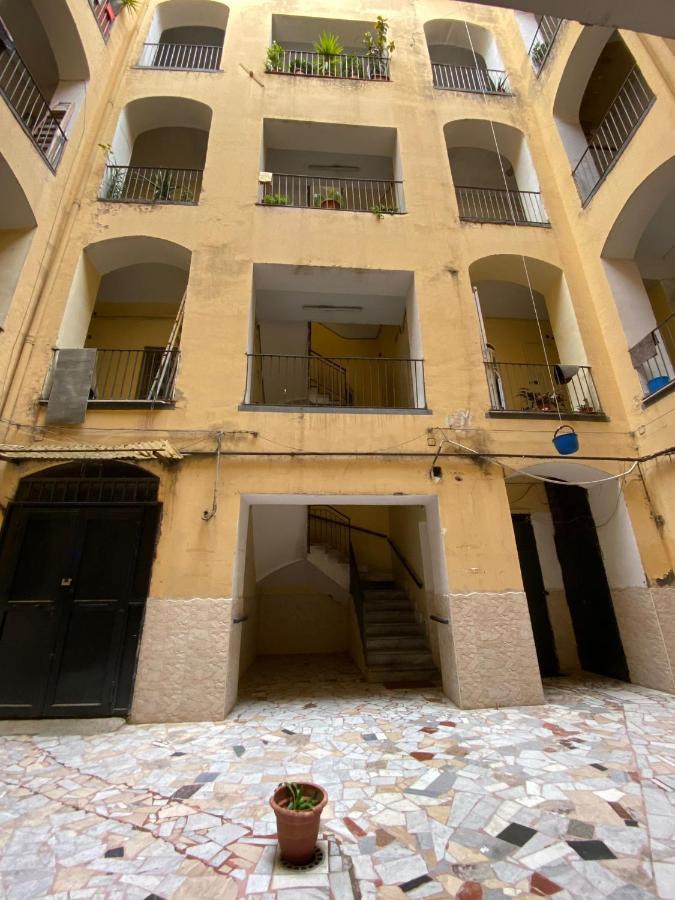 Clale Rooms نابولي المظهر الخارجي الصورة